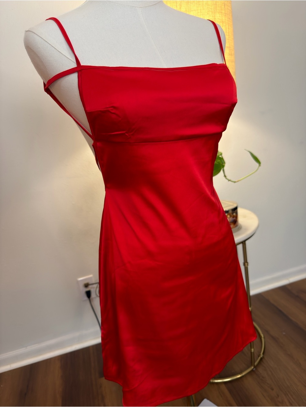 Edikted Women’s Red Satin Tie-Strap Backless Mini Dress Size S NWT - Picture 5 of 11
